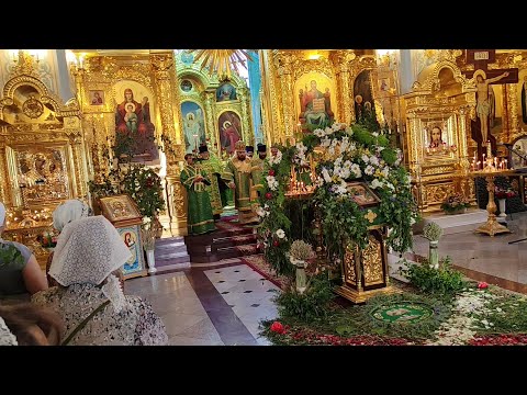 Величание Пресвятой Троице. Регент Екатерина Артюхова.