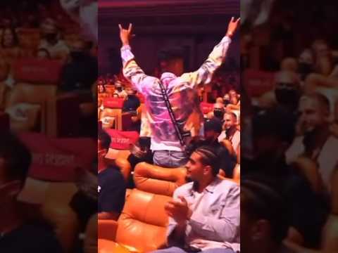 Je monte sur scène avec Michou et JustRiadh 😳