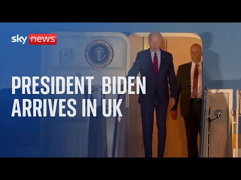 President Biden arrives in UK amid concerns over Ukraine cluster bombs