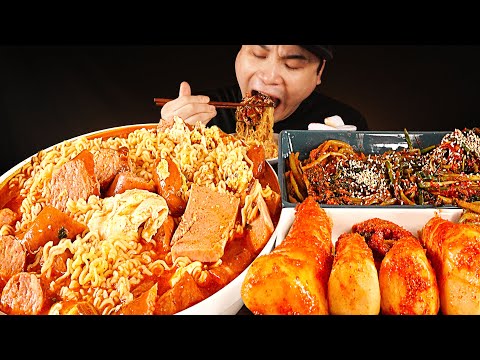 소세지 가득 소세지라면과 총각김치, 파김치 먹방~!! 리얼사운드 ASMR social eating Mukbang(Eating Show)