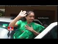 Where is Vijayashanti these days, why Cong not roping her for electioneering