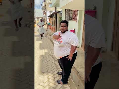I don’t want to die 😂😂😂 #biggy #funny #tallboy #comedy
