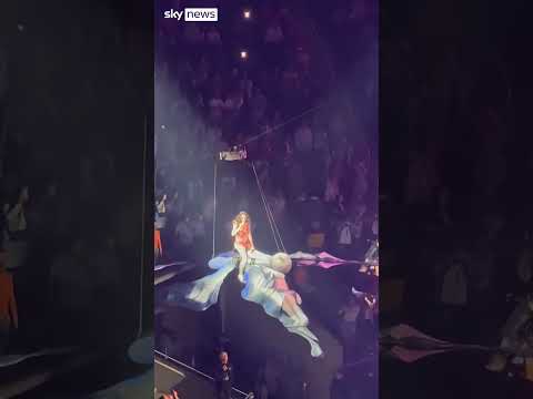 Katy Perry nearly tumbles into audience as prop malfunctions