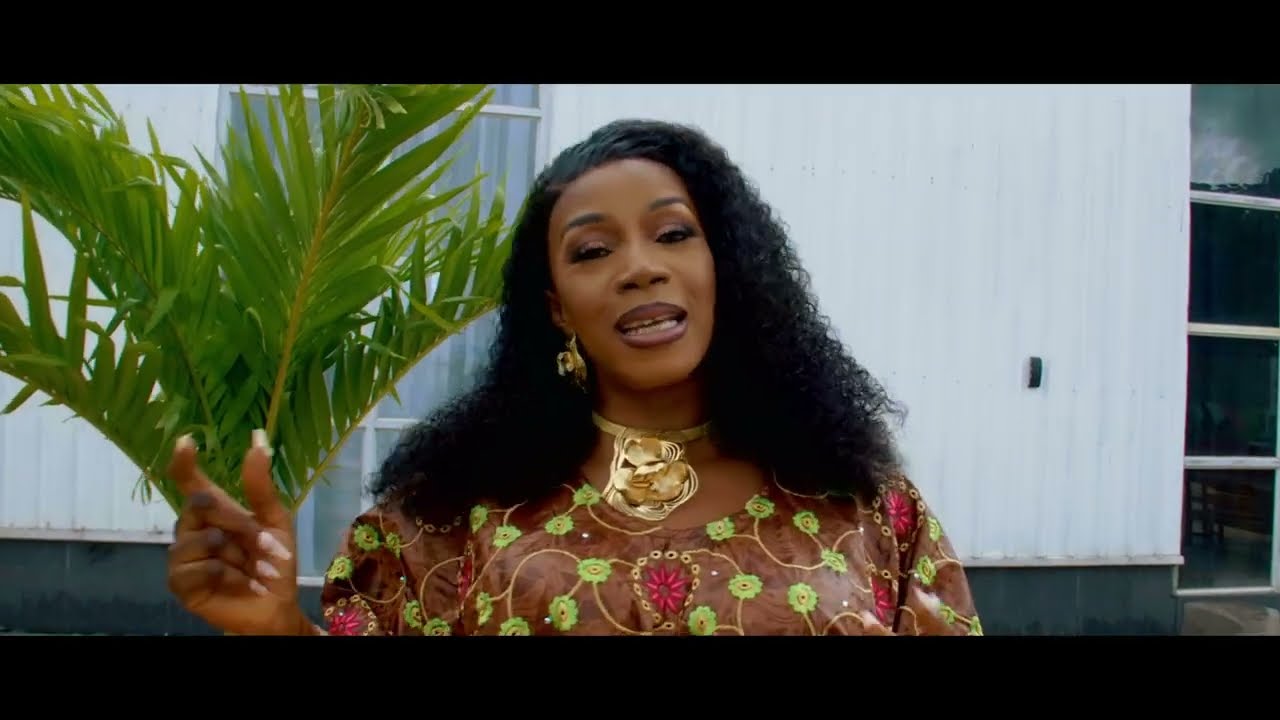 LY KOUYATE | Ida | 🇬🇳Official Video 2025 | By Dj.IKK