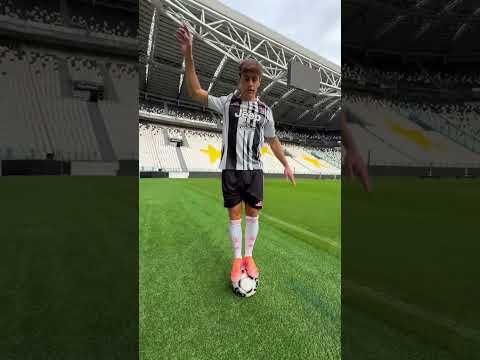 Insane touch 😮‍💨 | #skills #football #juventus