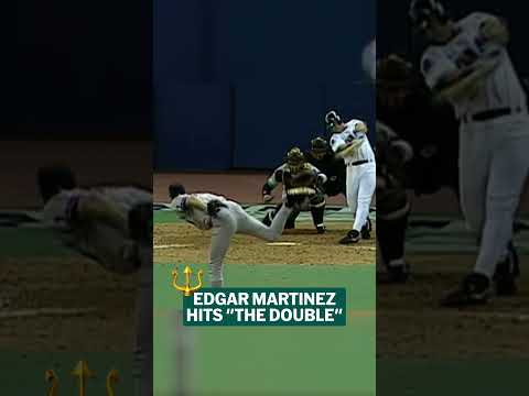 Mariners Edgar Martinez and <strong>Ken</strong> <strong>Griffey</strong> <strong>Jr</strong>. teamed up for this INCREDIBLE ALDS moment