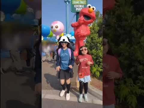 ゆうちゃんほのちゃん⭐ #USJ #走る #エルモ #クッキーモンスター #小学生 #JS #running #runninggirls #elmo #cookiemonster #shorts