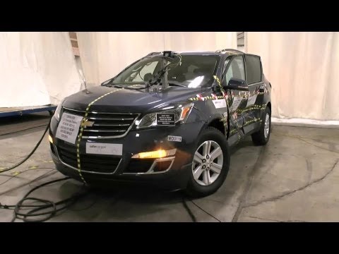 Видео краш-теста Chevrolet Traverse с 2008 года
