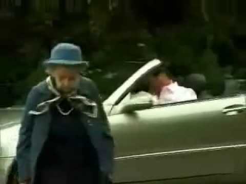 Old lady hits mercedes with purse #3