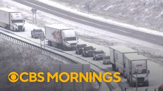 EEUU: Fuerte tormenta invernal provoca condiciones peligrosas en algunas zonas