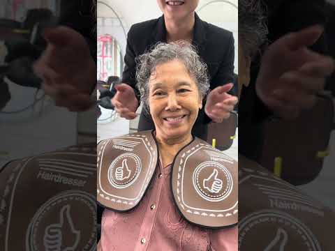 Uốn xoăn tóc ngắn cao tuổi