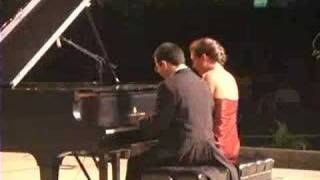 Jeux d'enfants, Op.22 - 12 pieces for Piano duet : 2. La toupie