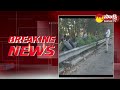 ప్రాణం తీసిన అతివేగం | Car Rash Driving On ORR | Hyderabad Crime | @SakshiTV  - 01:21 min - News - Video