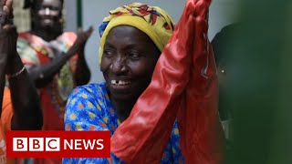 Gardeners turning waste into fertilisers in the Gambia – BBC News
