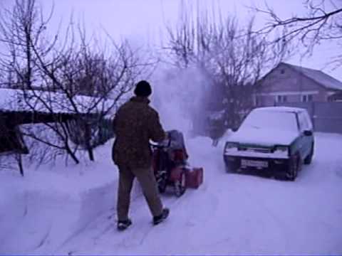 Самодельный снегоуборщик к мотоблоку - YouTube