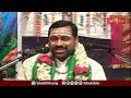 లక్ష్మీదేవిని తుమ్మెదలతో పోల్చడానికి కారణం ఇదే..! | Kanakadhara Stotram | Bhakthi TV #samavedam  - 03:11 min - News - Video