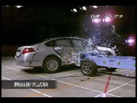 Видео краш-теста Nissan Teana с 2008 года