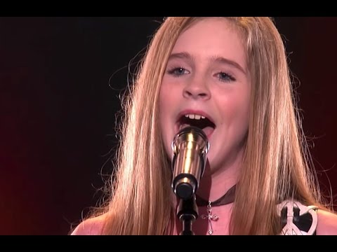 Country Girl Kadie Lynn, 12, Blows The Crowd Away | Judge Cuts 2 | America's Got Talent 2016 | Ep. 9