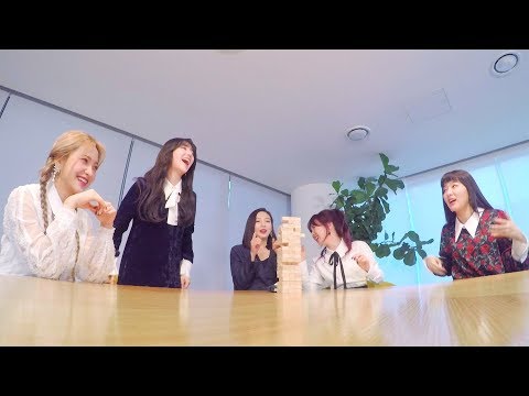 Red Velvet play Jenga and answer random questions!