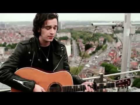 6 minutes of Matty Healy
