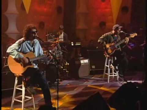 Entre Canibales (MTV Unplugged)
