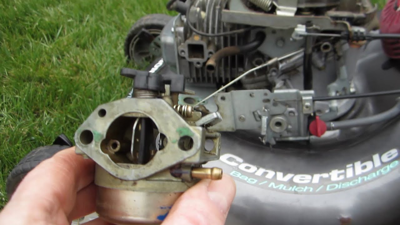 How to clean a honda lawnmower carburetor #6
