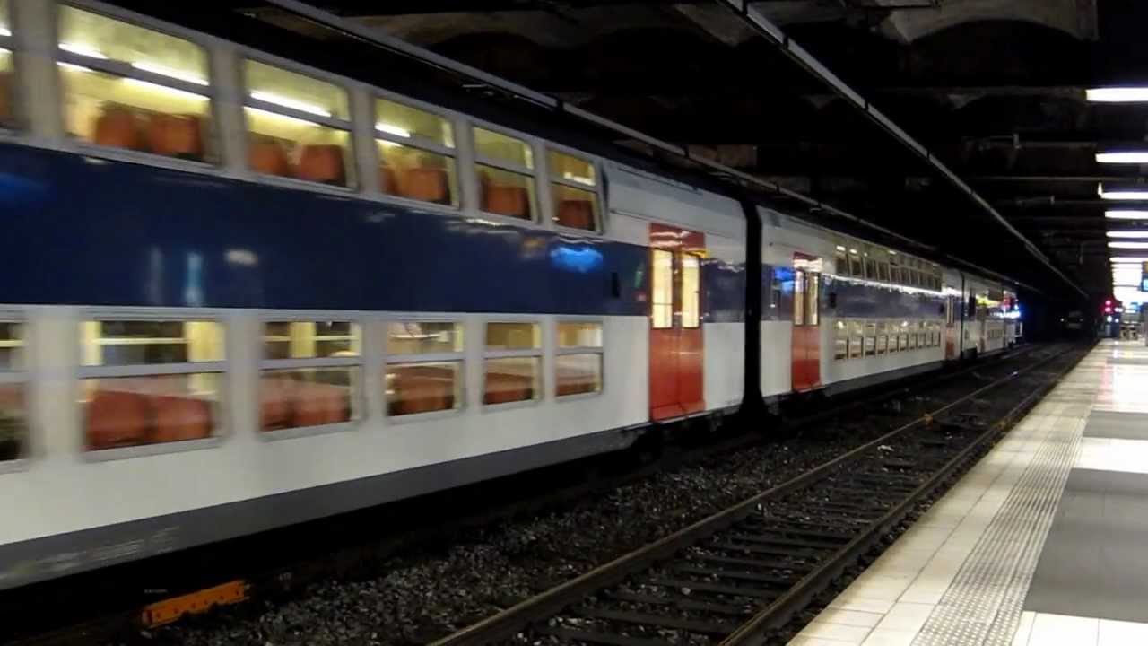 RER ligne C de Paris, Z20500 à la gare Musée d'Orsay - YouTube