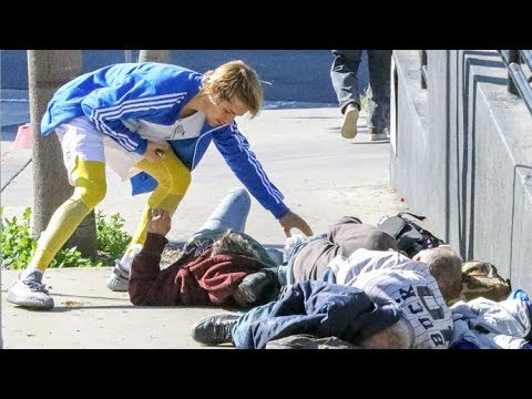 #GodsPlan - Justin Bieber Does A Good Deed For Homeless Couple Ahead Of Good Friday