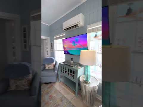 宿泊施設による動画