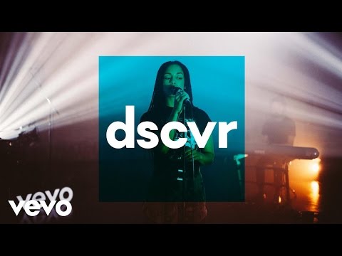 Jorja Smith - Something In The Way (Live) - dscvr ONES TO WATCH 2017