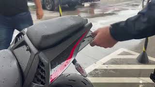 PRF prende homem, em Eldorado do Sul, pilotando moto com dispositivo para esconder a placa