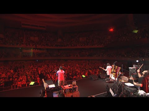 サンボマスター「オレたちのすすむ道を悲しみで閉ざさないで(2017年12月3日 日本武道館)」