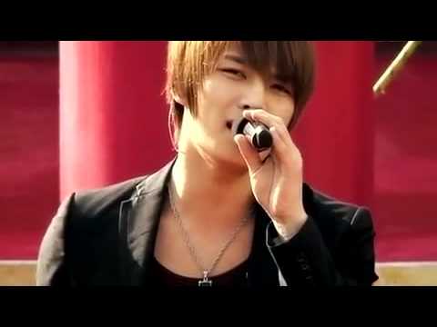DBSK - Why Did I Fall In Love With You (Live at Universal Studios Japan).mp4
