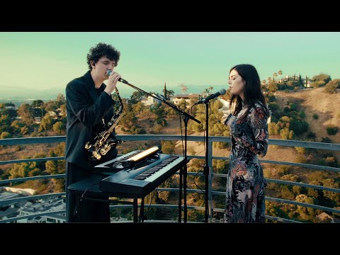 Elise Trouw & Alex Bone - Dream (Live Loop Vid…