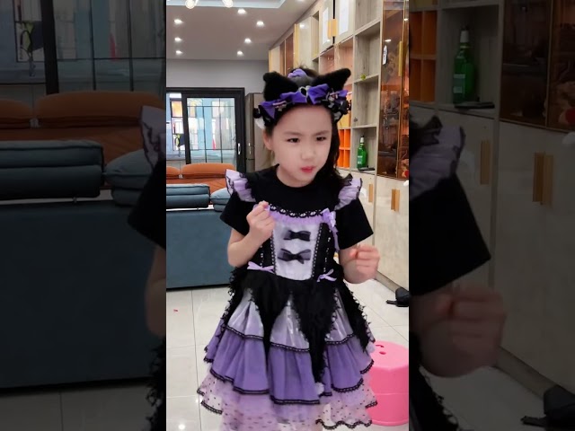 小孩争抢电风扇怎么办？ #海贼王 #路飞