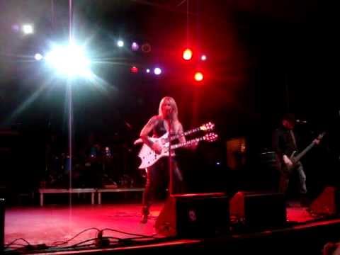 Lita ford kiss me deadly video youtube #6