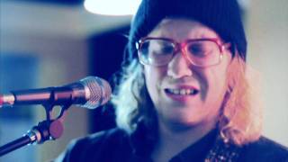 Allen Stone - Unaware (Live From His Mother&#39;s Living Room)