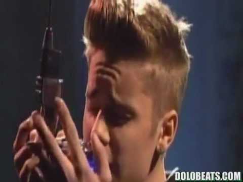 Justin Bieber - Nothing Like Us LIVE