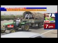 Farmers arrive at Warangal TRS meet on tractors