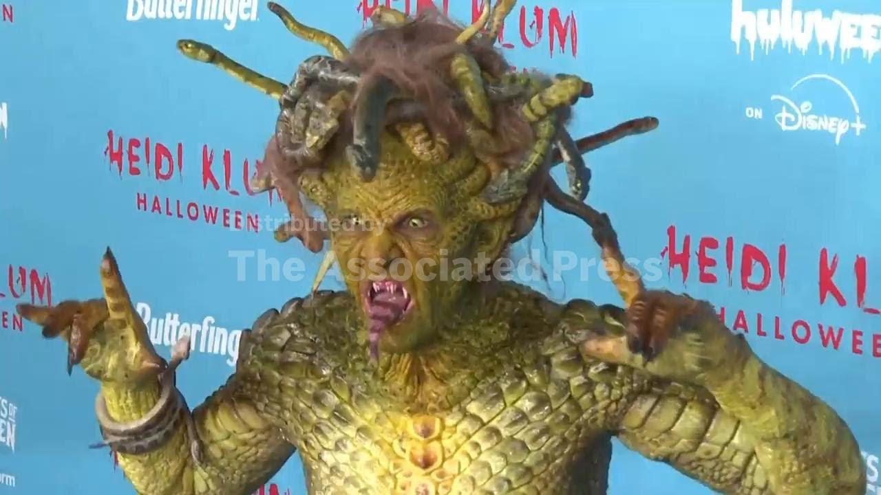 Heidi Klum dresses as Medusa for Halloween