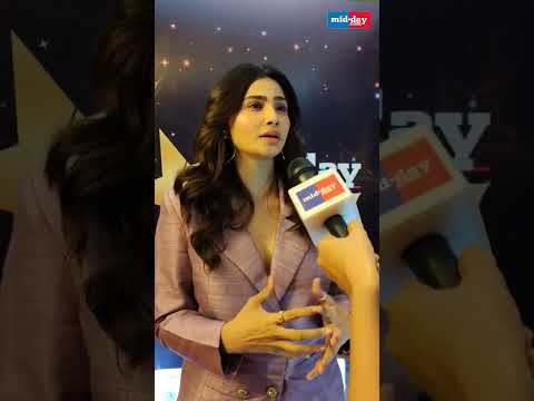 Daisy Shah Remembers Her Early Days with MidDay  Midday Showbiz Awards  1 thousand views  play Short