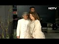 Sonakshi Wedding: बेटे के रिसेप्शन में Zaheer Iqbal के माता पिता | Top News  - 01:01 min - News - Video