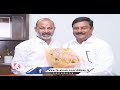 Home Affairs Minister Bandi Sanjay Meet Tarun Chugh | Maheshwar Reddy Comments On Revanth Reddy | V6  - 04:01 min - News - Video