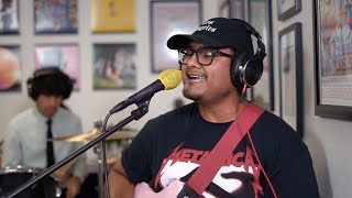 The Red Pears - Away (Live at Chad&#39;s Home)