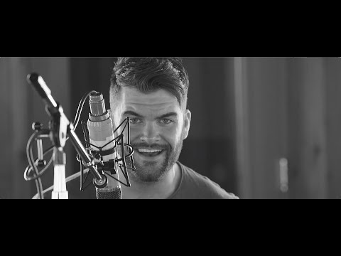 Dylan Scott - Can't Take Her Anywhere (Stripped)