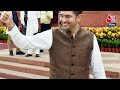 Arvind Kejriwal और Raghav Chadha के बीच सब ठीक नहीं चल रहा? |AAP | Lok Sabha Election |Swati Maliwal  - 03:20 min - News - Video