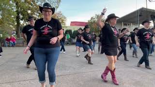 Line Dancing at the Grand Ole Opry 🤠✨ Thicc As Thieves by Lauren Alaina & Lainey Wilson