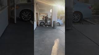 Elderly driver crashes into house while parking in Thousand Oaks, California, USA