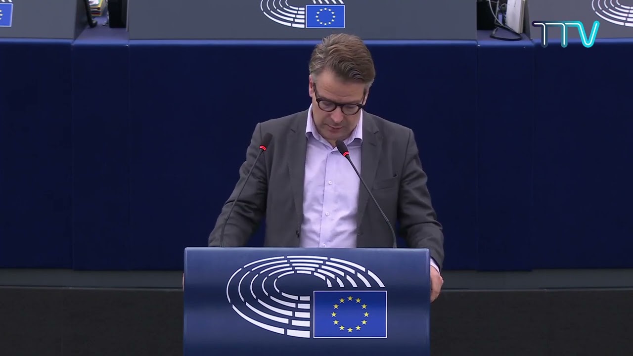 The EU adopts a resolution condemning China’s systematic violations of religious freedom in Tibet.