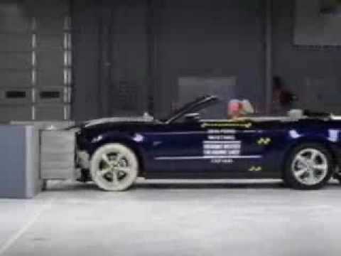 Crash test ford mustang convertible #9